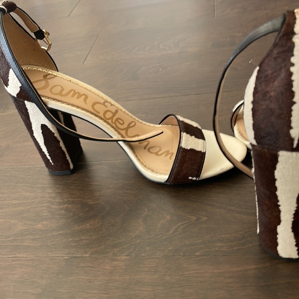 Sam Edelman Yaro Ivory Brown Block Heel Ankle Strap Two Piece Open Toe Sandals